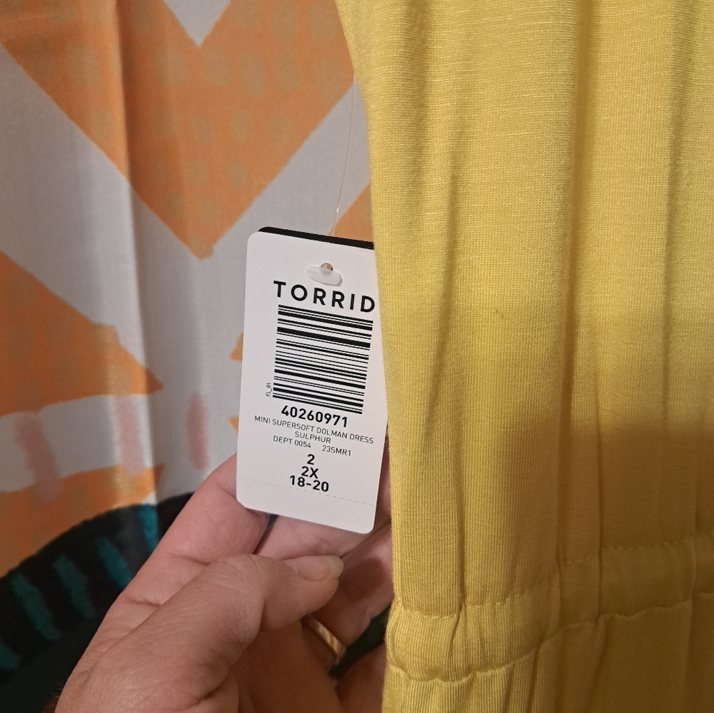 Torrid Super Soft Mustard Yellow V-Neck Knit Top - Picture 4 of 4